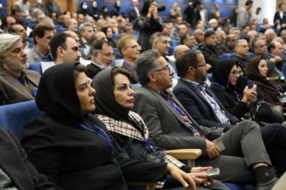 در مراسم تجلیل از پژوهشگران برتر بخش کشاورزی سازمان تات؛